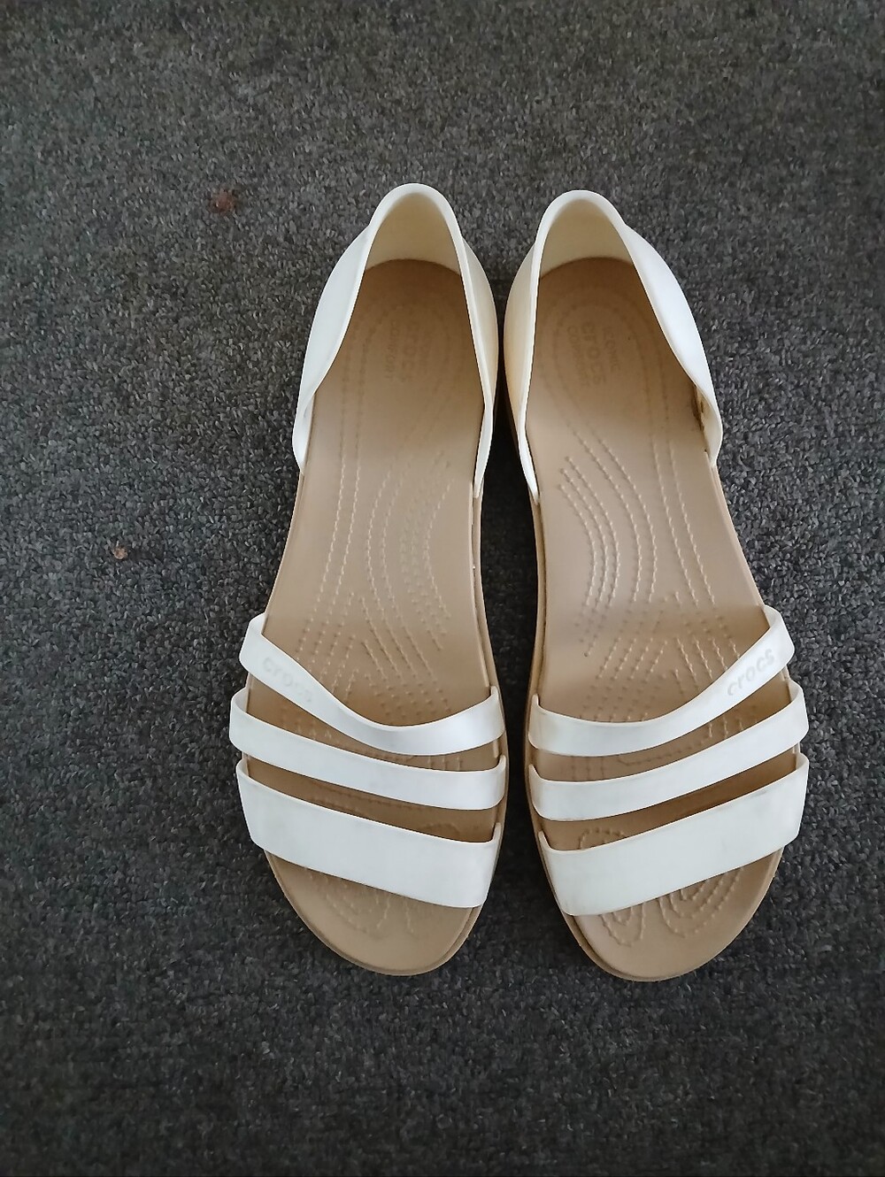 Crocs Women's Off-White Strappy Flat Sandals Size 10